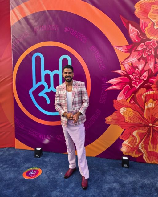 Carlos Adyan conquista Puerto Rico como conductor principal de los Premios Tu Música Urbano de Telemundo - 4, Foto 4
