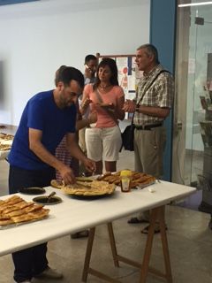 La comunidad musulmana ofrece un desayuno a los vecinos de Alhama tras el Ramadn, Foto 8