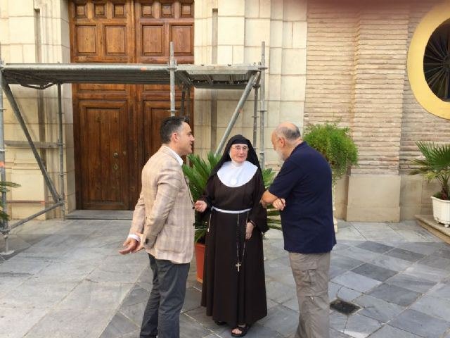 Cultura realiza una intervención de emergencia en el Monasterio de Santa Clara de Murcia por el riesgo de desprendimiento de un alero - 1, Foto 1