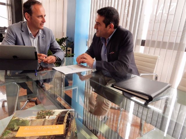 El alcalde de Alcantarilla, Joaquín Buendía, se reúne con el consejero de Turismo, Cultura y Medio Ambiente, Javier Celdrán - 2, Foto 2