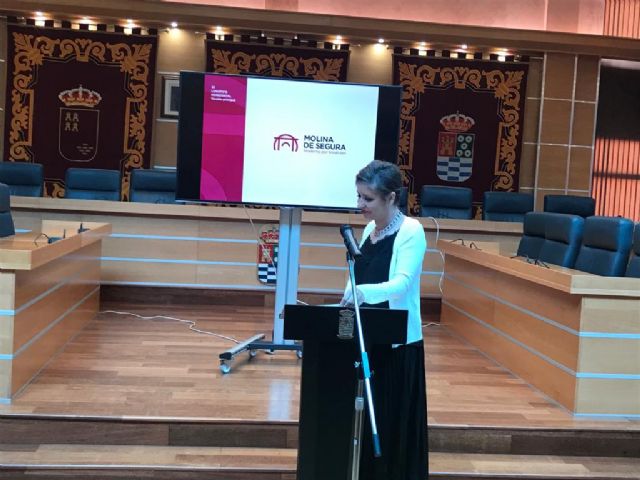 MOLINA DE SEGURA, Moderna por tradición, eslogan que acompañará al logotipo ganador del concurso abierto de proyectos para la creación de una nueva imagen corporativa del Ayuntamiento molinense - 2, Foto 2