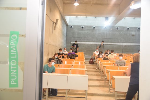 Un 50% más de estudiantes examinándose de Dibujo Técnico en la EBAU apunta a un repunte en las vocaciones científico-técnicas - 1, Foto 1