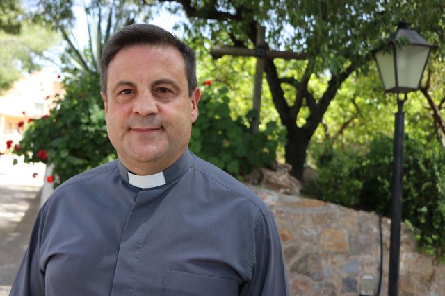 “Quédate conmigo”, la respuesta que marcó el inicio de la vocación sacerdotal de Jesús Márquez Piñero - 1, Foto 1