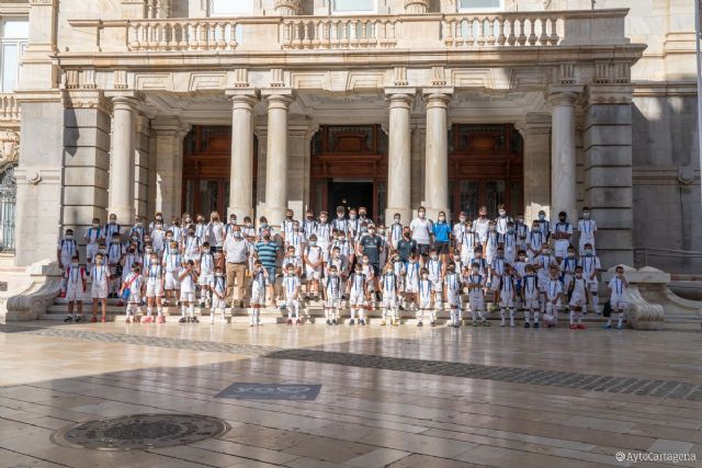 Niños y niñas del Campus Experience de la Fundación Real Madrid visitan Cartagena - 1, Foto 1