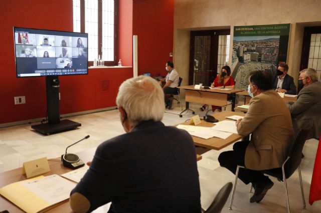 El Ayuntamiento establece un Plan de fijeza para los trabajadores del complejo cárnico de Mercamurcia - 2, Foto 2