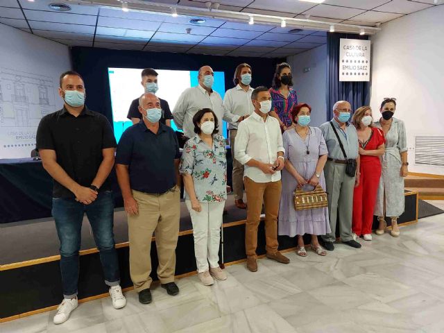 El Ayuntamiento de Caravaca recibe en donación los fondos del archivo de Antonio Medina, que abarcan la vida cultural y festiva de la segunda mitad del siglo XX - 2, Foto 2