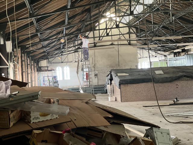 El Grupo Socialista solicita el plan de trabajo alternativo para la retirada de fibrocemento en el mercado de Verónicas - 2, Foto 2