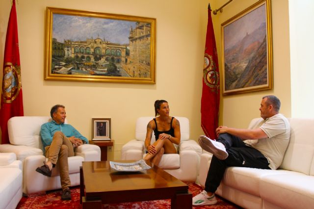 El alcalde de Lorca felicita a Laura Gallego - 4, Foto 4