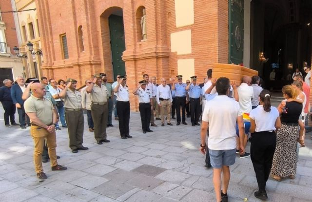 Mas de 500 personas rinden su merecida despedida a Ángel Pérez Martos - 1, Foto 1