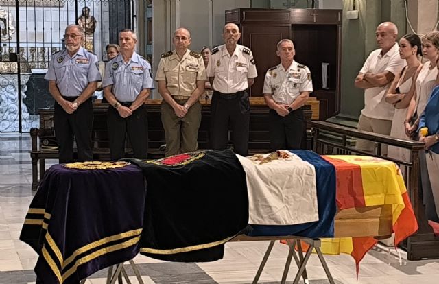 Mas de 500 personas rinden su merecida despedida a Ángel Pérez Martos - 2, Foto 2