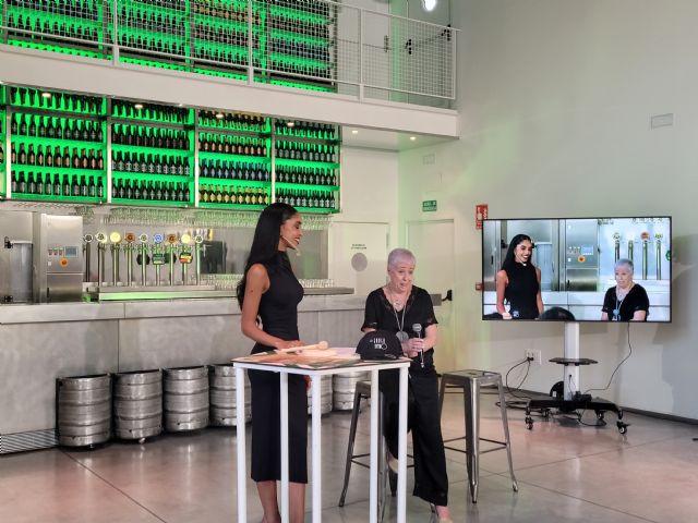 Una noche mágica de arte y solidaridad en la sala de catas de Estrella de Levante - 2, Foto 2