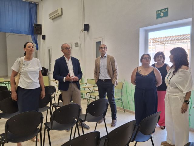 Finalizan las obras de mejora del aislamiento e instalación de placas solares del IES Ricardo Ortega de Fuente Álamo - 2, Foto 2