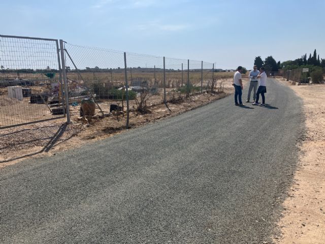 El Ayuntamiento renueva el asfalto del transitado camino de Sucina a Los Avileses mejorando las comunicaciones - 3, Foto 3