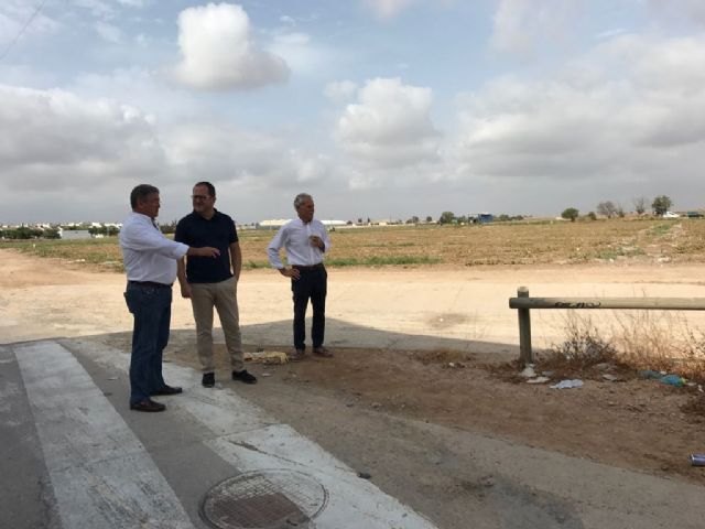 Comunidad y Ayuntamiento mejoran una decena de calles de Los Alcázares gracias al Plan de Obras y Servicios - 1, Foto 1