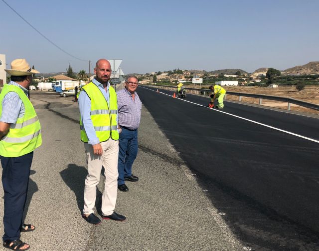 La Comunidad mejora el firme de la circunvalación de Mula - 1, Foto 1