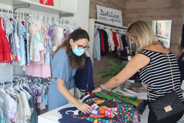 La pinatarense, Alicia Villena gasta 1.500 euros en menos de 120 minutos y consigue el reto de la Compra Contrarreloj - 3, Foto 3