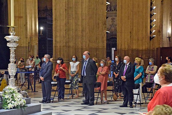 Primer día de la tradicional novena a la Virgen de los Reyes - 5, Foto 5