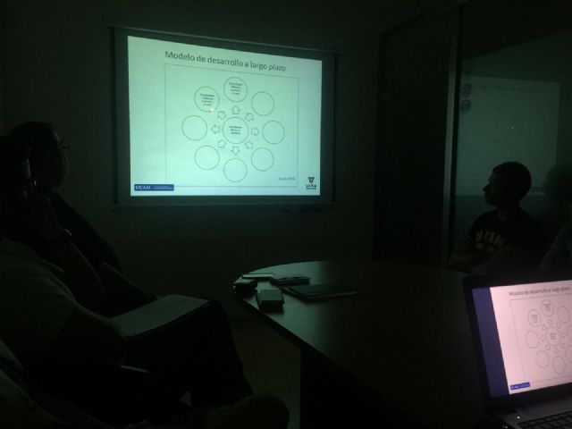 Formación y asesoramiento para los preparadores físicos de la Cantera del UCAM Murcia CB - 2, Foto 2