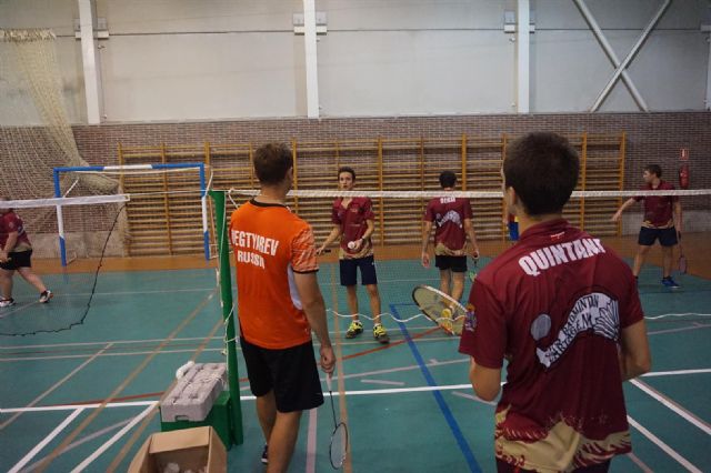 Cartagena acogio a jugadores rusos y de la Region en el Campus Internacional de Badminton - 1, Foto 1