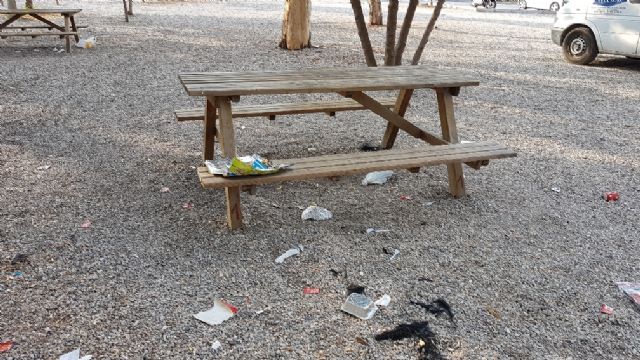 El PSOE pide incrementar las tareas de limpieza y mantenimiento en la zona de ocio de la rambla de Las Señoritas, en La Viña - 1, Foto 1