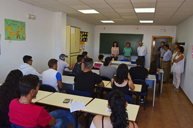 Un curso de Garantía Juvenil forma a 15 jóvenes torreños en limpieza de espacios abiertos e instalaciones industriales - 1, Foto 1