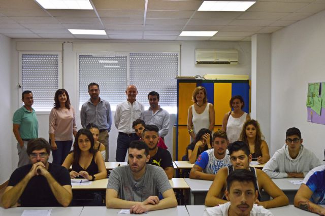 Un curso de Garantía Juvenil forma a 15 jóvenes torreños en limpieza de espacios abiertos e instalaciones industriales - 3, Foto 3