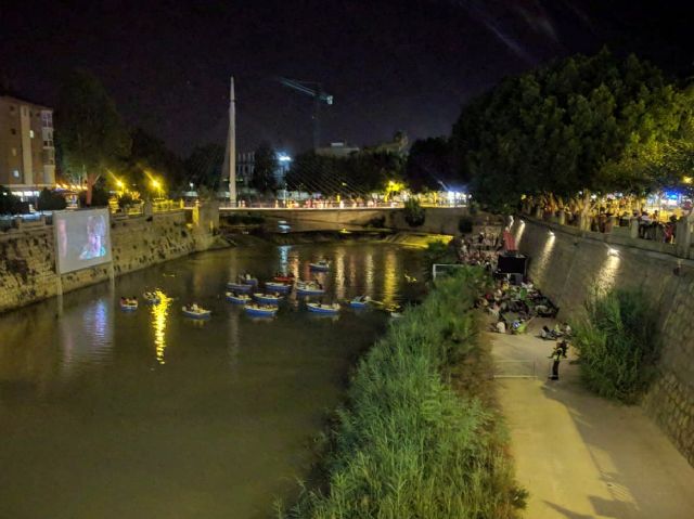 Cambiemos Murcia denuncia que las sesiones de cine en el cauce del río no contaban con el permiso de la CHS - 1, Foto 1