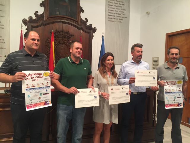 Una campaña dinamizará el comercio local a través del deporte ofreciendo 96 cheques de 20 euros a los ganadores de la actividad Jugando al Atletismo en la Calle de los Juegos Deportivos del Guadalentín - 1, Foto 1