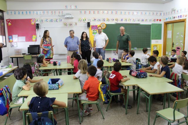 El curso 2018/19 ha comenzado hoy en Jumilla con más de 2.600 alumnos en Infantil y Primaria - 1, Foto 1