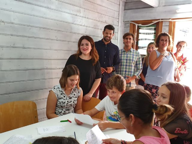 La Comunidad ofertará mil plazas más para los campamentos y estancias en el extranjero este curso - 1, Foto 1