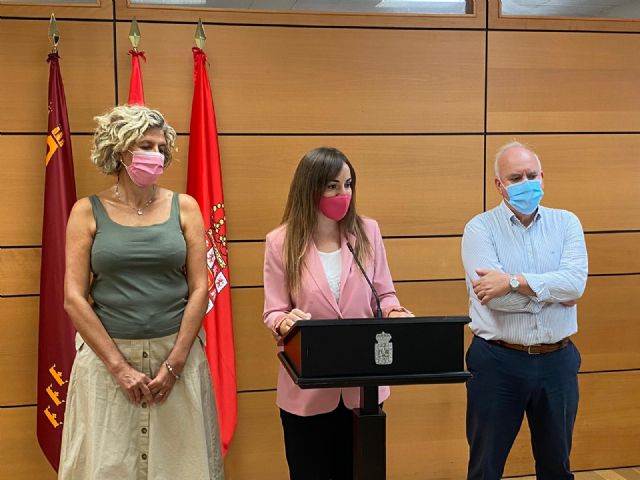 Los socialistas no cumplen con el compromiso de hacer gratuitas las líneas de autobús del Campus de la Salud - 1, Foto 1