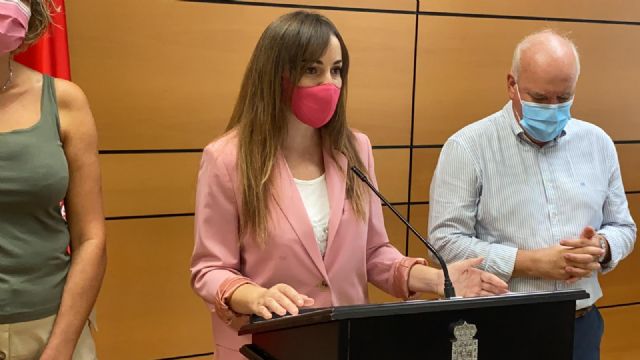 Los socialistas no cumplen con el compromiso de hacer gratuitas las líneas de autobús del Campus de la Salud - 2, Foto 2