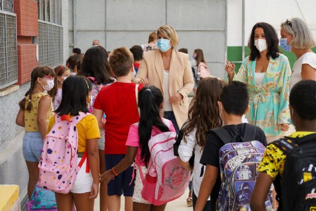 Más de 20.000 alumnos de infantil y primaria comienzan las clases en 77 colegios y escuelas infantiles de Cartagena - 1, Foto 1