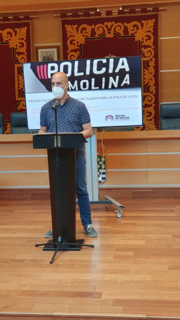 El Ayuntamiento de Molina de Segura refuerza la plantilla de Policía Local con la convocatoria de 10 plazas de agente por concurso-oposición libre y 4 puestos de agente por movilidad - 2, Foto 2