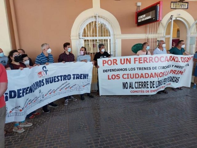 La Alcaldía eleva una moción exigiendo a ADIF que no corte el servicio de Cercanías Murcia-Lorca-Águilas previsto para el día 1 de octubre, Foto 2