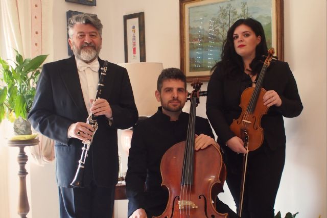 Arranca una nueva edición de Clásicos en los Museos con la actuación del Trío Lanzini en el Archivo Municipal de Cartagena - 1, Foto 1