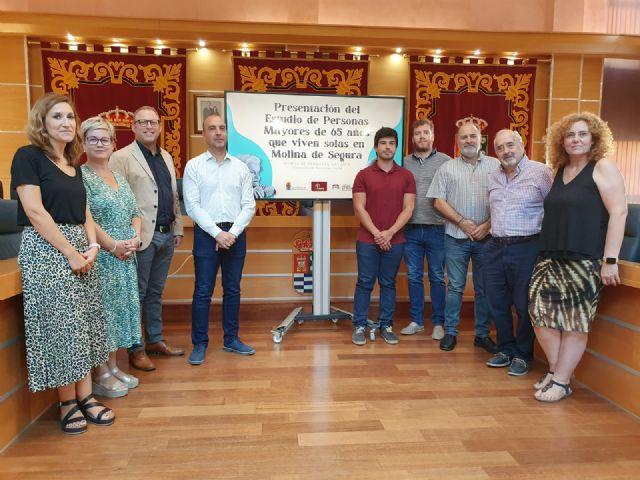 La Concejalía de Bienestar Social de Molina de Segura presenta los resultados del estudio sociológico realizado entre las personas mayores en situación de soledad - 1, Foto 1