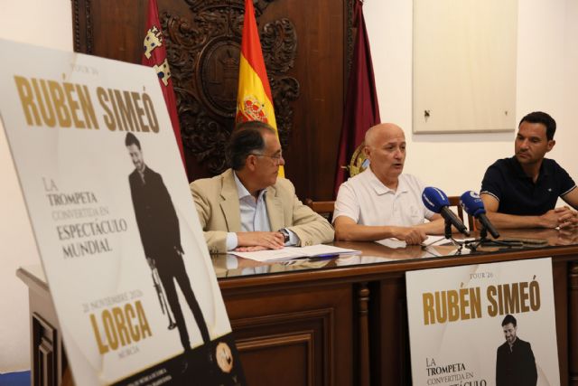 El Auditorio Margarita Lozano acogerá un concierto extraordinario del trompetista Rubén Simeó junto a la Banda de Música de Lorca - 4, Foto 4