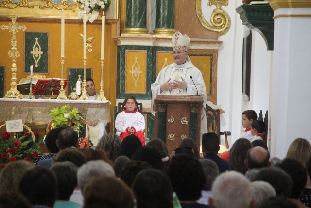 El Obispo de Cartagena oficia una multitudinaria misa solemne en honor a la Virgen del Rosario - 1, Foto 1