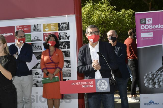 Estudiantes de Bellas Artes de la UMU pintan el mural ´Pisando desigualdades´ en el regreso de ODSesiones - 3, Foto 3