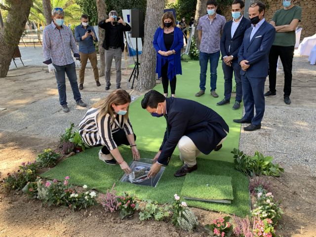 Las obras de remodelación del Parque Almansa  arrancan con la colocación de la primera piedra - 1, Foto 1