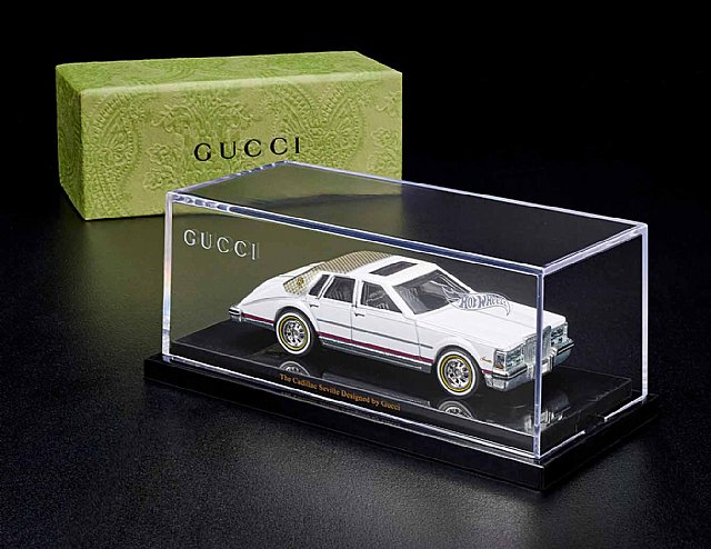 Gucci y Hot Wheels se unen en el 100 aniversario de la casa de lujo italiana con una edición limitada del Cadillac Seville - 1, Foto 1