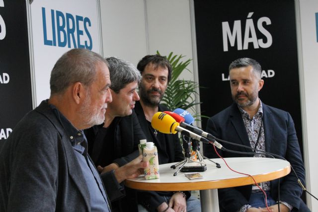 Carmen Mola vista la Feria del Libro de Murcia - 2, Foto 2