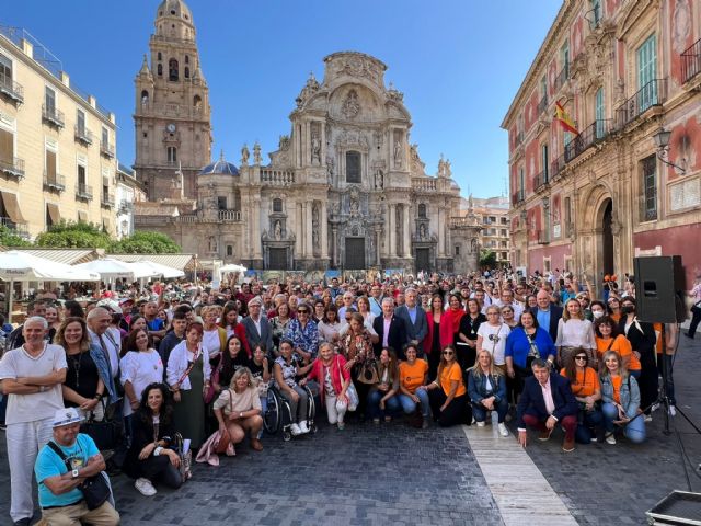 La Comunidad apoya el manifiesto por el Día Mundial de la Salud Mental de la Federación de Salud Mental de la Región de Murcia - 1, Foto 1