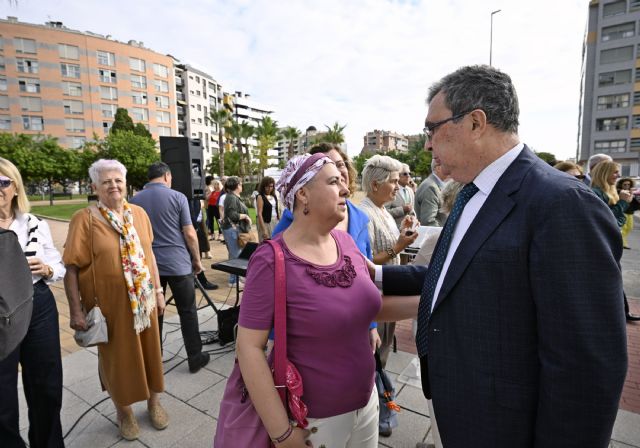 El Ayuntamiento de Murcia dedica el jardín de Santiago y Zaraiche a la Asociación Espa&ntilde;ola Contra el Cáncer - 3, Foto 3