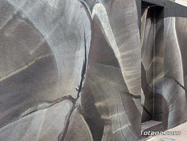 Inauguran el nuevo trabajo de Arte Mural Abstracto en la avenida Santa Eulalia, promovido por la Asociación Blanco Diáfano, Foto 8