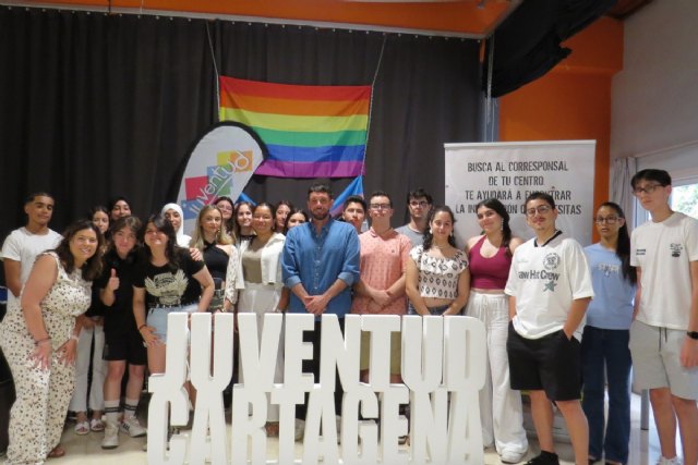 El Ayuntamiento ofrece 37 becas de 250 euros cada una a estudiantes de Cartagena - 1, Foto 1