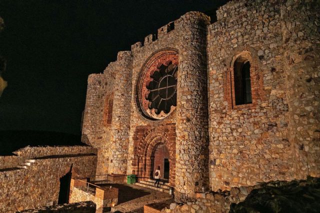 Desde Calatrava La Nueva se observarán las estrellas en la 'VII Noche de las Velas' con música, pintura y teatro - 1, Foto 1