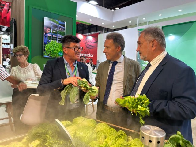 Lorca reivindica en Fruit Attraction la fortaleza de su campo y reclama agua y condiciones justas para seguir siendo la huerta de Europa - 2, Foto 2