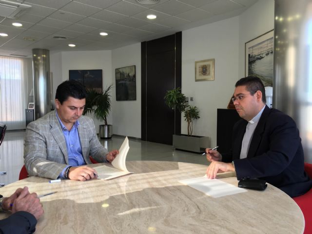 El Ayuntamiento aporta 26.000 euros a Cáritas San Javier - 1, Foto 1